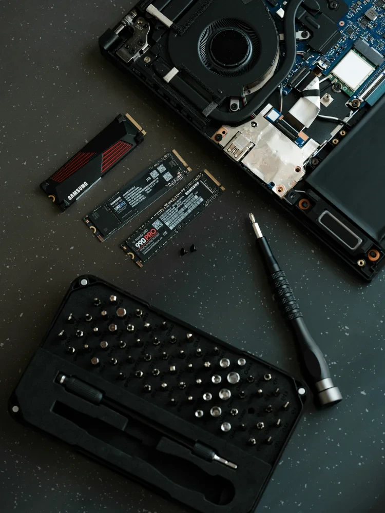 Síťové práce a IT podpora